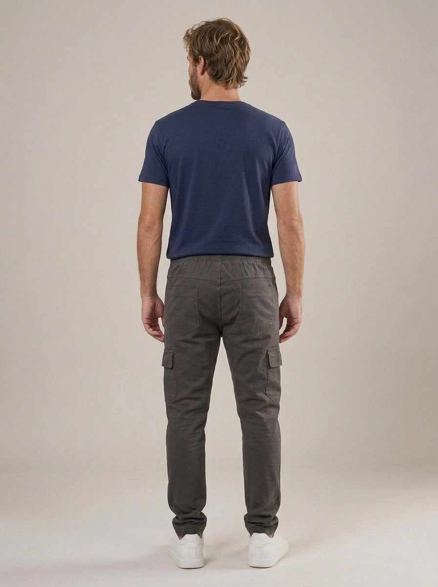 Calça Cargo Masculina de Sarja Chumbo – costas