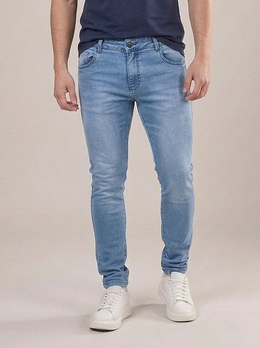 Calça Jeans Masculina Slim Cós Passantes Azul Bahamas – frente, meio corpo