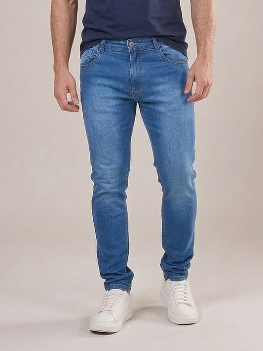 Calça Jeans Masculina Slim Cós Passantes Azul Convencional – frente, meio corpo