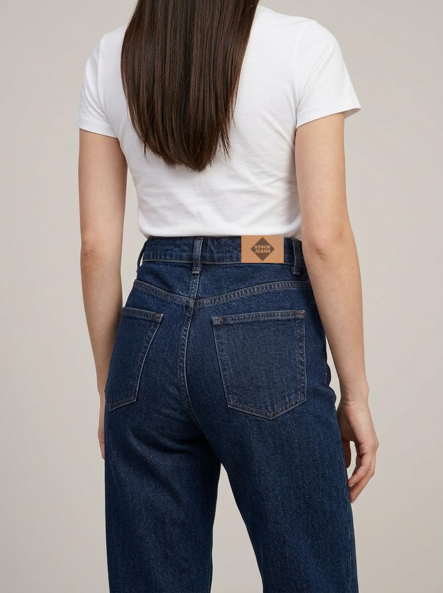 Calça Wide Leg – detalhe dos bolsos traseiros