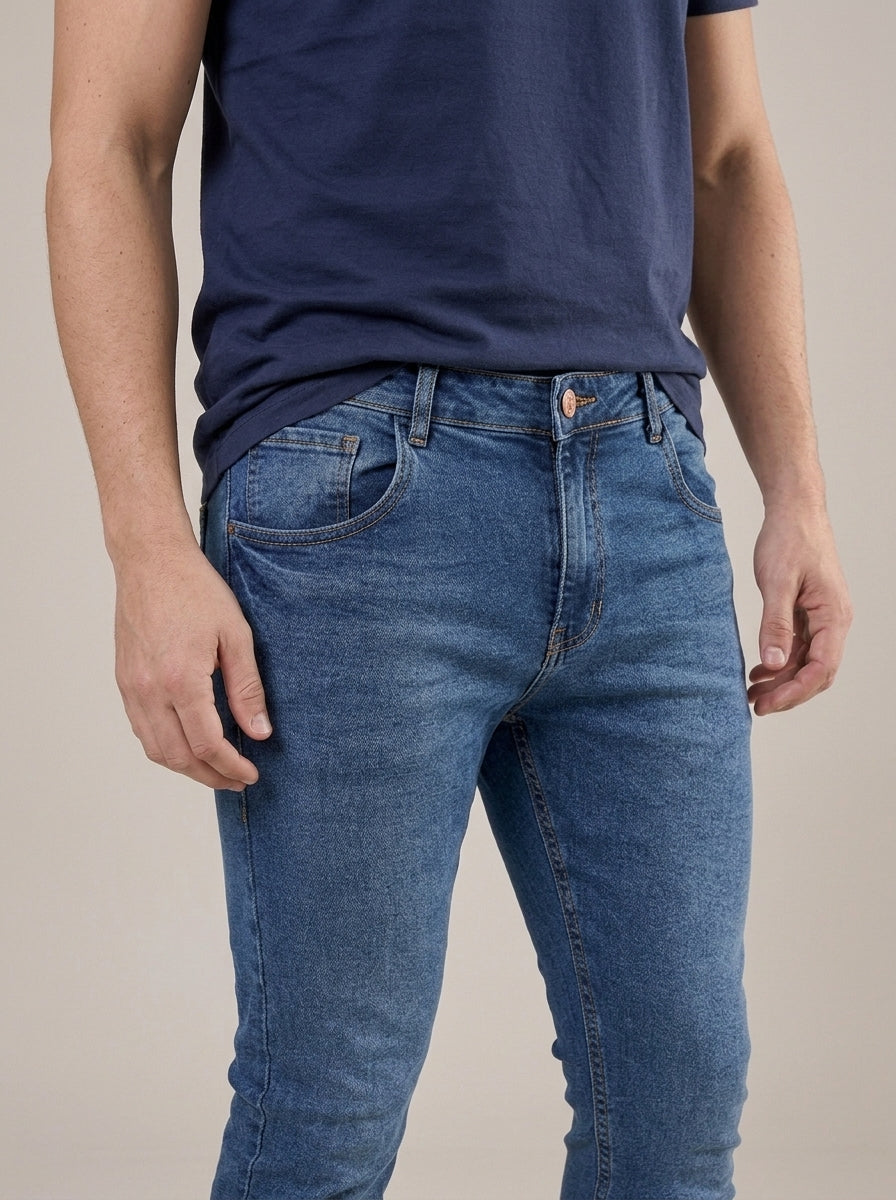 Calça Jeans Masculina Slim Montenegro – detalhe da frente