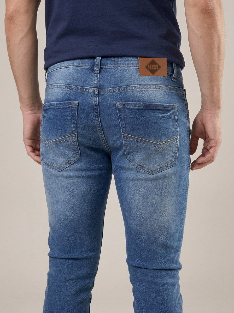 Calça Jeans Masculina Slim Azul Midnight – detalhe dos bolsos traseiros