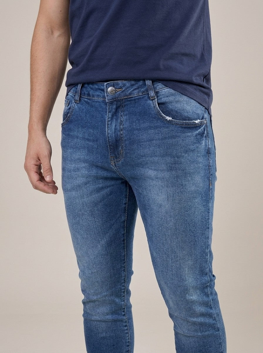 Calça Jeans Masculina Slim Azul Oxford – detalhe da frente