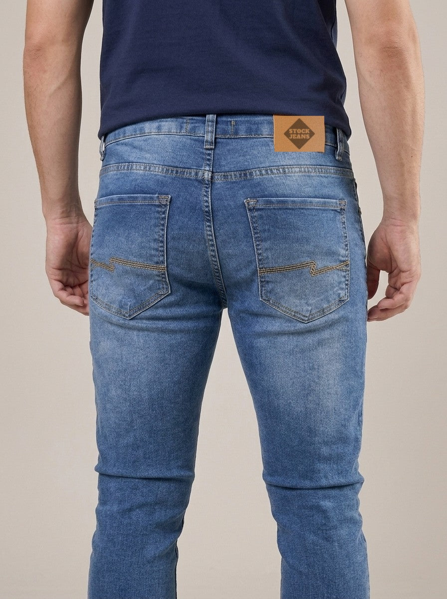 Calça Jeans Masculina Slim Blue Istanbul – detalhe dos bolsos traseiros