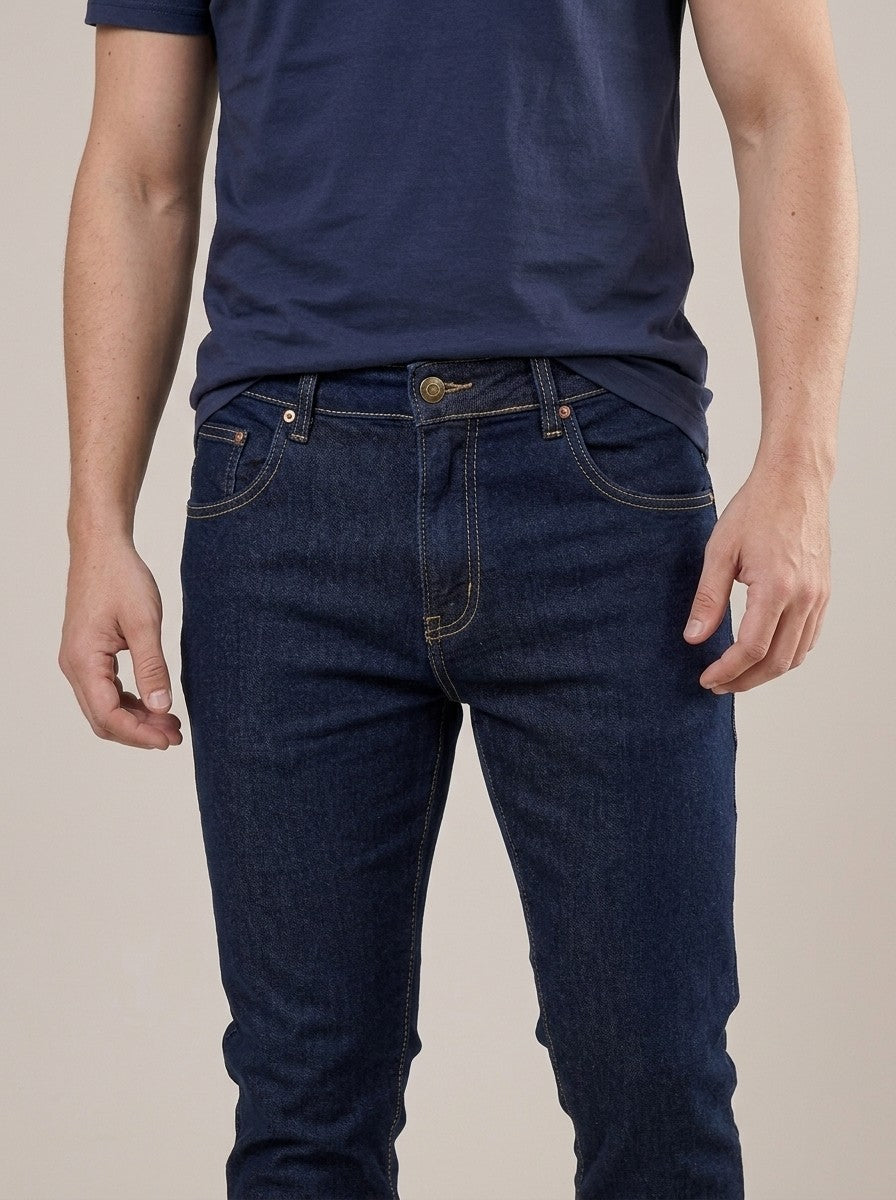 Calça Jeans Masculina Slim com Elastano Azul Rain – detalhe da frente