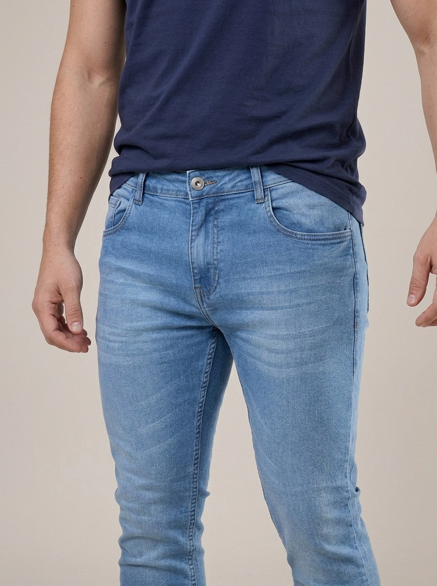 Calça Jeans Masculina Slim Cós Passantes Azul Daily – detalhe da frente