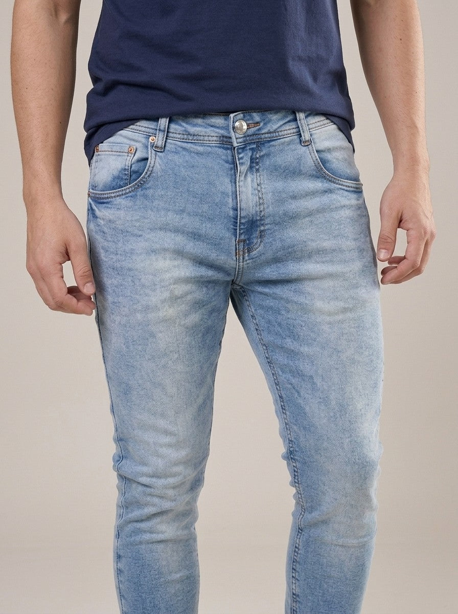 Calça Jeans Masculina Slim Cós Passantes Azul Marmol – detalhe da frente